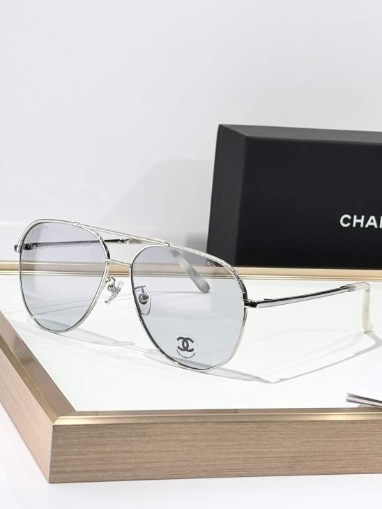 Picture of Chanel Sunglasses _SKUfw77837180fw